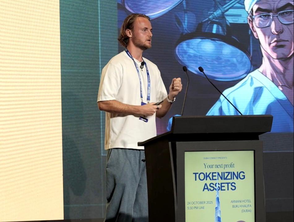 Jake speaking in Dubai